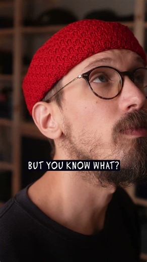 #56 The Bright Red Eastfold Beanie