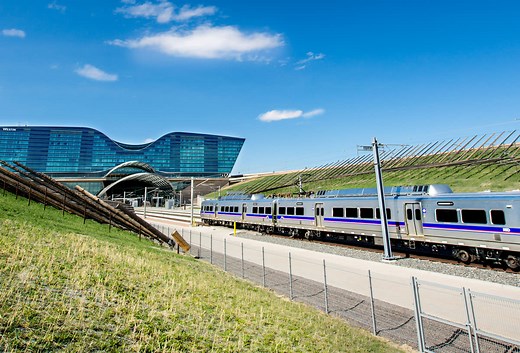 Denver Airport Train & Light Rail | VISIT DENVER