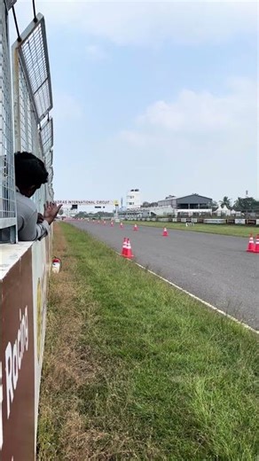 The Fastest Motorcycle Ever Made - Hayabusa Gen 2 Drag Race Performance