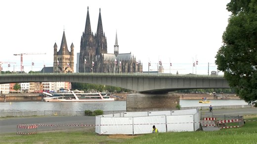 20,000 evacuated in Cologne after World War II bombs discovered