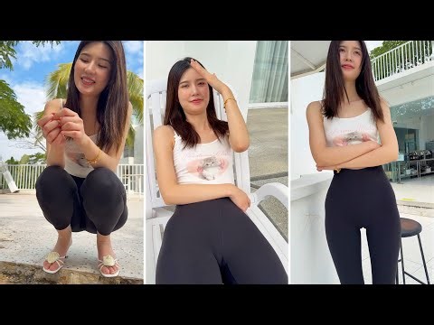 Sporty Chic: Cute Crop Top And Leggings Outdoor