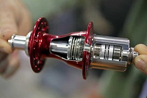 Así funcionaba el motor eléctrico en la bicicleta de Armstrong