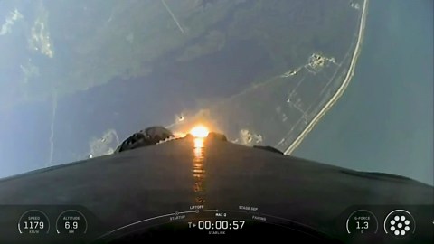SpaceX’s Falcon 9 rocket launches with 28 Starlink V2 Mini satellites
