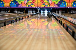 Score Spares and Strikes at Hudson Valley Bowling Alleys