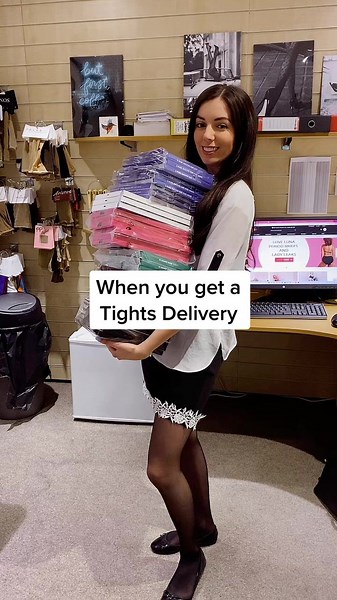 Delivery Day 📦 #tights #hosiery #hosierystore #sheertights #nylons #collants #pantyhose #blacktights #tightslover #tightsfashion #tightslegs #nylon