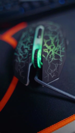 #christmastiktok #fyp #gift BENGOO M1 mouse with RGB Backlit, 4 Adjustable DPI Up to 3600 for gaming. learn more, https://www.ibengoo.com/detail?id=13