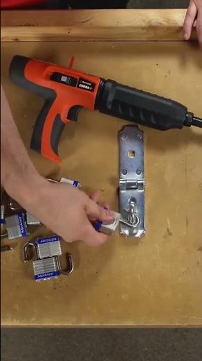 Ramset blasts open a Master lock 🔒 w ‪@lockpickinglawyer‬