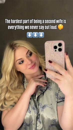 Kristina in Arab World 🌍 on Instagram: "1. Constant Comparison Many women live with the feeling that they will always be compared to the first wife — looks, personality, even how they cook or raise children. It drains their energy and eats away at their self-esteem. 2. Lack of Full Freedom A second wife rarely gets her husband’s time “just for herself.” She has to share his attention and care with another woman and her children. Even holidays or vacations can turn into negotiations about who he