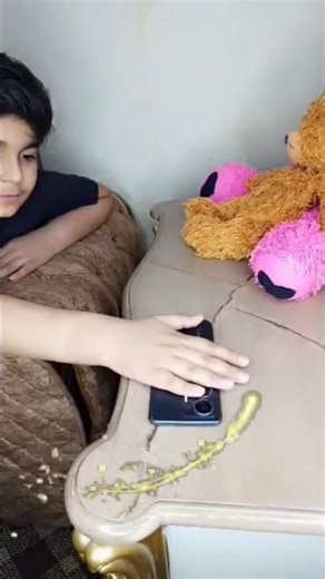 Books ke sath magic nahi chalta! 😂📚 #shorts #magicfail