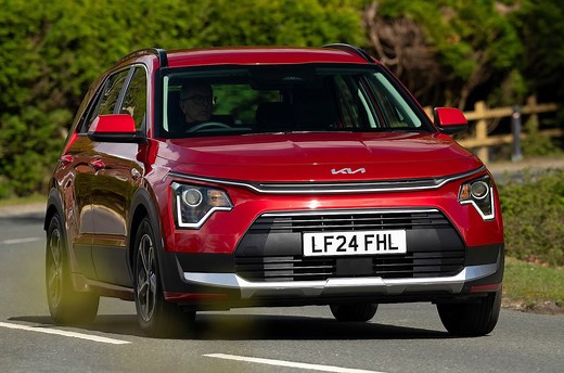 Kia Niro  Review 2025, Price & Specs