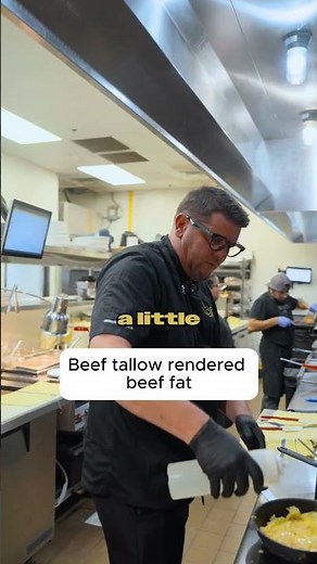 Introducing the Poutine Omelet a Breakfast Club original. 👨‍🍳