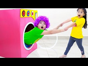 Annie and Harry Pretend Play with Toy Washing Machine