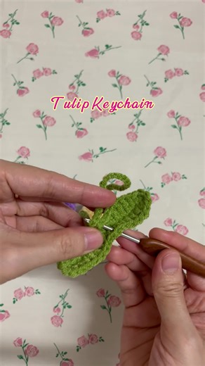 Create a Beautiful Tulip Keychain Tutorial