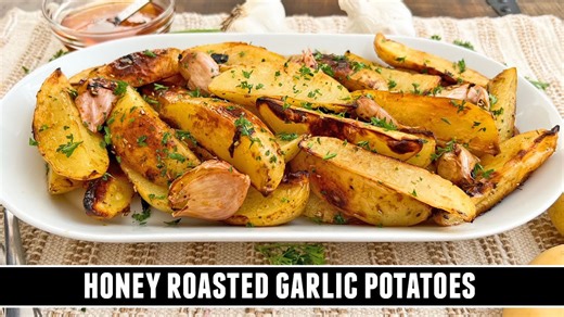 Honey Roasted Garlic Potatoes: The Perfect Side Dish for the Holidays