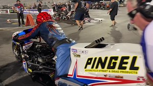 The final round of the Mid-West Drag Racing Series - Larry "Spiderman" McBride vs. Mitch Brown from World Wide Technology Raceway | CycleDrag