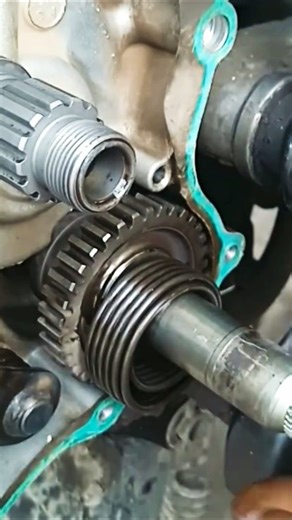 How to install the kick starter spring and Vixion crank gear #shortsfeed #short