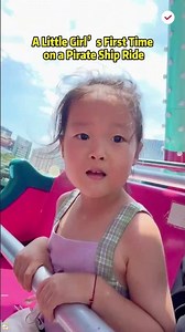 A Little Girl’s First Time on a Pirate Ship Ride.🤙 #rides#pirateship