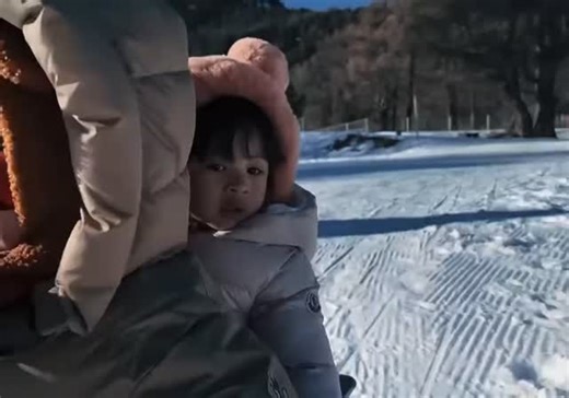 RANS on Instagram: "Susnya panik heboh, anak-anaknya pada ketawa wkwkwk 😅 . . . Jangan lupa Follow ❤ . Follow 👉@rayyanzaa_ahmad Follow 👉@rayyanzaa_ahmad Update setiap hari 💖 Untuk info update Rans Family Raffi, Nagita dan Rafatar ❤ . . #raffiahmad #rafatar #raffinagita #citacitata #lfl💛 flf fff💋 nagitaslavina nagitaslavina rafatar rafatar prillylatuconsina raffiahmad raffinagita1717 rafatharmalikahmad attaaurel newnormal stayhome staysafe tiktokindonesia ransfamily ransvlog rafathargempita