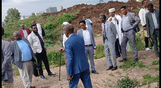 African Holding Group bakka ijaarsa Godoo Housing and smart real stste ijaarsiaaa jiru Abbootii amanataa dhaabbilee amanataa garagaraa irraa dhufan Daawwachiise. | African Holding Groups