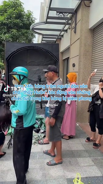 Nhà Thầy Huấn Hoa Hồng: Thông tin, sao kê và drama mới nhất