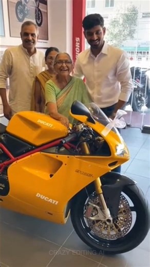 Granny taking new DUCATI 916 delivery, Gone wrong 🤣 Ai