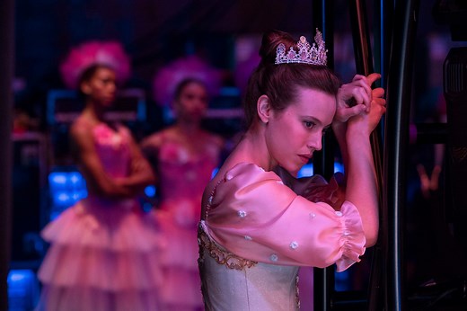 Meet the Cast of 'Étoile'