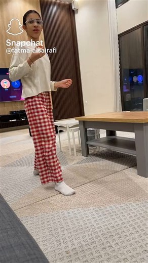 تدرون فتح الحوض اكثر شي مفيد للانثى وتبين فائدته وقت الحمل والولادة مو متاكدة من معلومه بس ولادتها تكون اسهل فلا محد راح يعاني غير الي كاعدة 24/7 خايفه لا تنفتح من الهوا