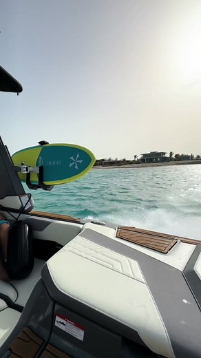 Lil Surf sess in turks and caicos with @wakesurfturks #wakesurf #nautique #turksandcaicos #tci