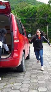 2.8M views · 25K reactions | #short #reelsviralシ #reelsfbシ #reelsfb #motivacion #reelsfypシ #viralreelsシ Un ángel la salvó | Ami | Facebook