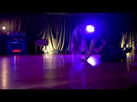 Pole Dance Floorwork Flow | Dancing in Bee’s Knees Knee Pads (No More Bruised Knees)