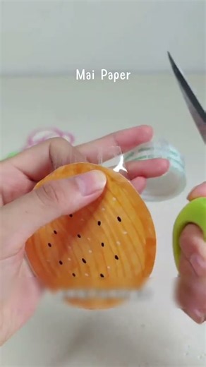 DIY Burger Paper Squishy 🍔 Super Cute Food Paper Craft #Shorts #papersquishy #DIYpapersquishy