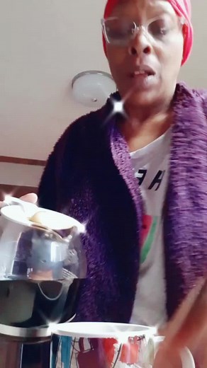 in real life 😂🤣😂🤣🤦🏾‍♀️