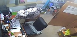 This person needs to be identified. If you know who it is, please notify Inv N Duncan at ncudncan@spartanburgcounty.org or (864) 503-4687 ref case # 22100902. | Spartanburg County Sheriff's Office