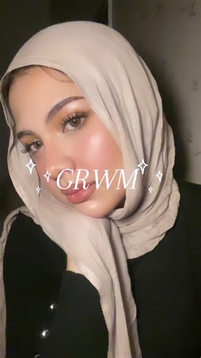 Stunning Makeup Tutorial with Hijab Style