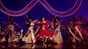 Witness the stunning Sara Ali Khan on #FilmfareAwards2021 on 11th April, Sunday at 4PM UAE & 3PM KSA on Colors. #filmfare #awardsnights #celebrities #saraalikhan | Colors ME