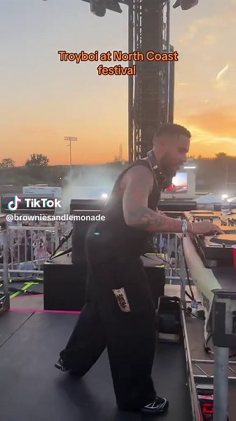The OG @TroyBoi bringing that energy at @North Coast Festival #rave #festival #edmtiktok #chicago