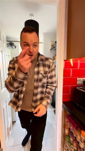 🏡 Ryan & Sanjay on Instagram: "👉30 second video tour 👌 🏡 Pembroke, Bracknell ✅ Two double bedrooms ✅ Nice size living room ✅ Kitchen/diner ✅ Separate utility room ✅ Refitted bathroom ✅ Low maintenance garden ✅ Rear access to garage in block ✅ Close to great local schools & green space A great home for a young family, or first time buyer! 🙂 We can’t wait to show you more of this home! If you’re currently looking at properties for sale in Bracknell, this could be the perfect next step 👋 Send