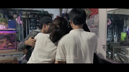 𝗙𝗜𝗟𝗠 𝗖𝗢𝗠𝗠𝗘𝗥𝗖𝗜𝗔𝗟 | Sa Huli, Sama-sama “𝙈𝙖𝙠𝙞𝙣𝙜 𝘾𝙝𝙧𝙞𝙨𝙩𝙢𝙖𝙨 𝙍𝙚𝙪𝙣𝙞𝙤𝙣𝙨 𝙎𝙬𝙚𝙚𝙩𝙚𝙧.” In this heartwarming commercial film by 𝗔𝗕𝗠 𝟭𝟮-𝗕 𝗚𝗥𝗢𝗨𝗣 𝟮 of Datamex College of Saint Adeline, Inc., we will evoke feelings of warmth, nostalgia, and the joy of family reunions during Christmas. In this film, we will tell a story about a joyful family gathering over a homemade Mango Graham dessert made with Nestlé All Purpose Cream. Submitted To: Sir Pat Singson Subjec