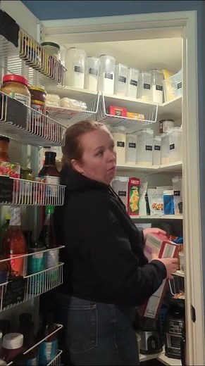 5 minute pantry declutter challenge! tips for quickly decluttering food storage