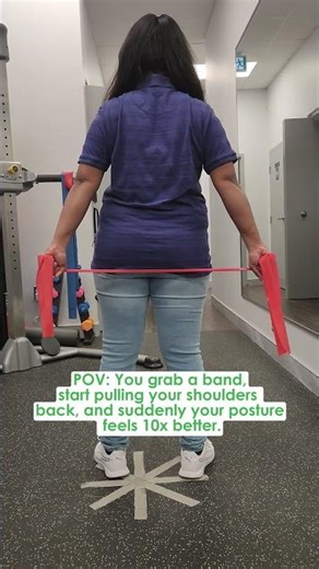 This simple banded shoulder retraction is a game changer! 💪
