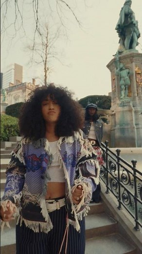 Fleur-De-Lis visual out now 💜 ‪@lousandtheyakuza‬