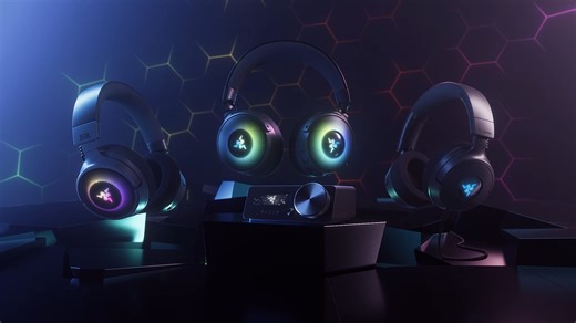 Profitez d’une immersion de nouvelle génération avec le Razer Kraken V4 Pro, un casque RGB sans fil offrant des retours haptiques HD Razer Sensa. Équipé d’un centre de commande avec écran OLED pour un contrôle optimal, profitez à fond de cette nouvelle expérience ! 🎧 ▶️ https://www.razer.com/fr-fr/gaming-headsets/razer-kraken-v4-pro | Razer