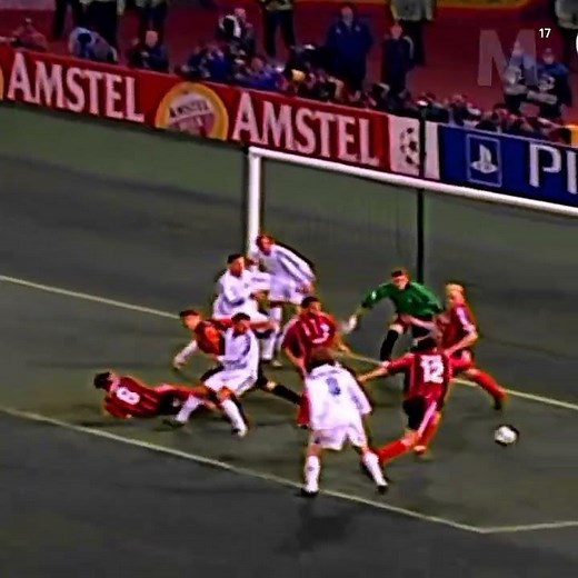 Young Iker Casillas in UEFA Champions league Final | 15/05/2002 |