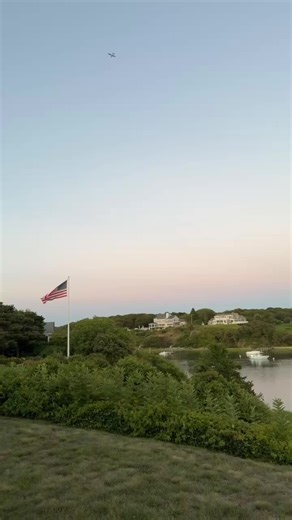 I’m just so in love with my people that make both coasts feel like home #oregon #massachusetts