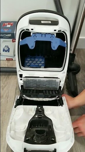 HOW TO REPLACE Miele Complete C3 Vacuum FILTER BAG AND AIR FILTER #shorts