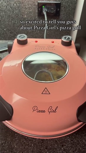 The pizza grill is a light weight, countertop pizza grill that is so easy and SO fun to use 🔥🍕 here’s your sign to order it (before it sells out again!) and host a DIY pizza party #eatthis