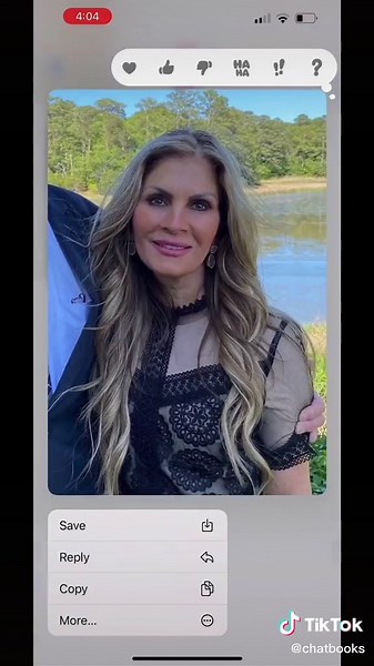 Make a personalized alphabet book for your kids with photos of your family and friends! #abc #alphabetbook #photobook