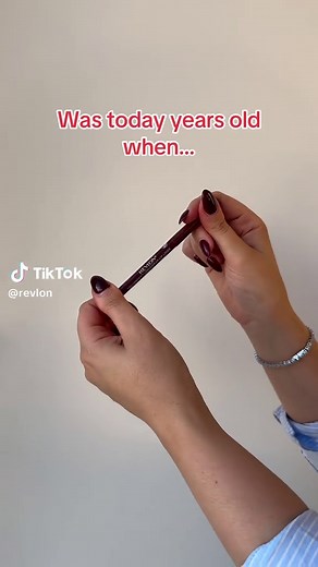 Revlon ColorStay Lip Liner: Built-In Sharpener Revealed!