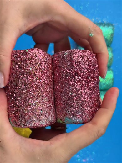 Cracking Light Plasticine for ASMR Satisfaction