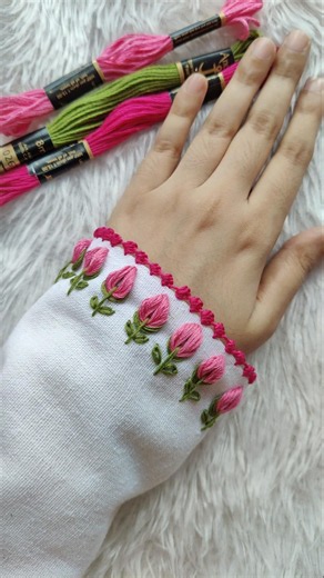 #loopstitch #borderstitch #beginnersstitch #embroidery #diynstitch #embroiderydesign #shorts